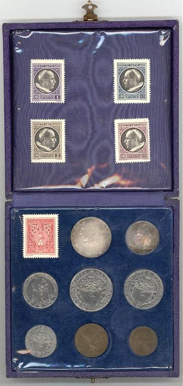 1946 Vatican City 8 Coin Mint Set Cased Photo