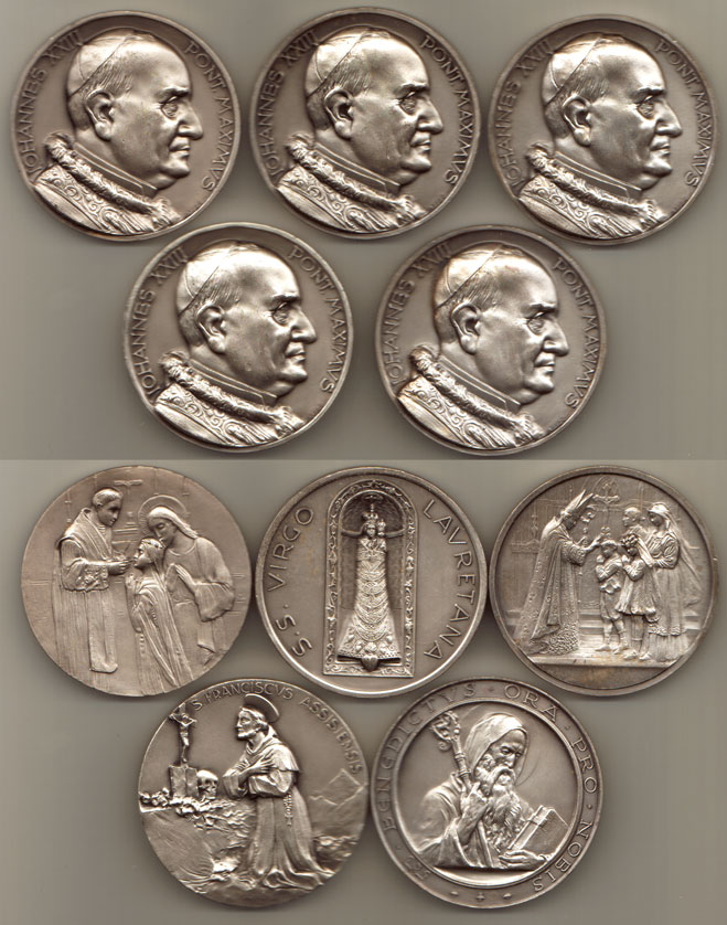 Lot of 5 Pope John XXIII Medals Photo