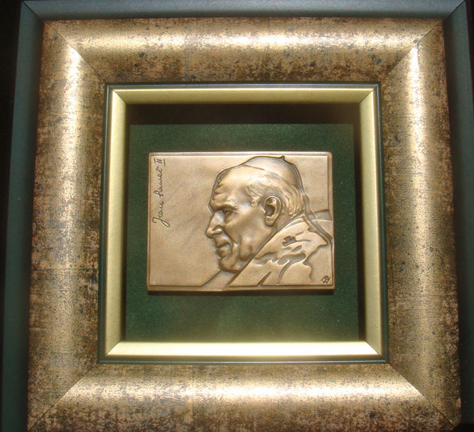 2005 Poland John Paul II Rectangular Medal Photo
