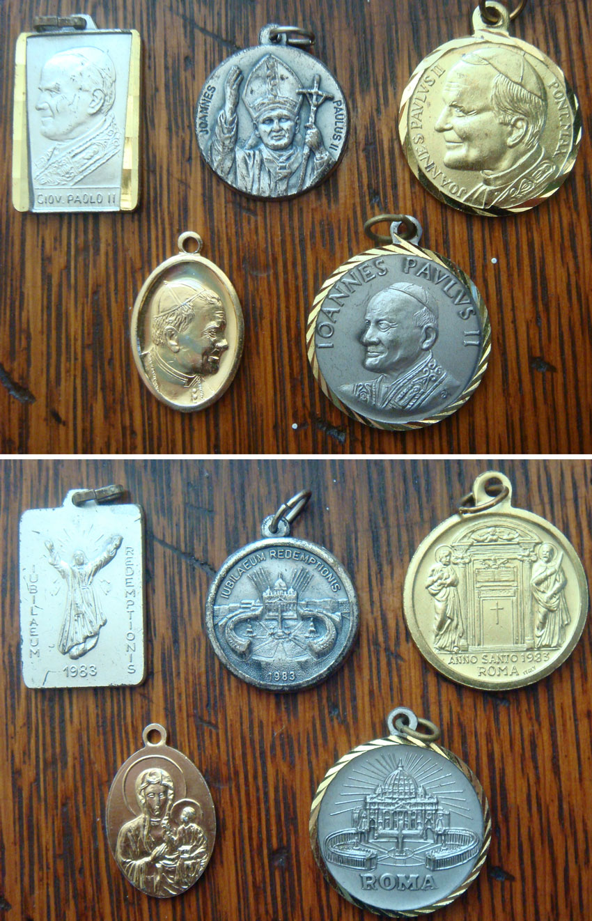 Lot of 5 John Paul II Medals ca. 1983 Photo